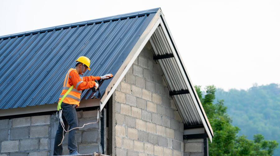 Professional residential roofers in Belpre, OH